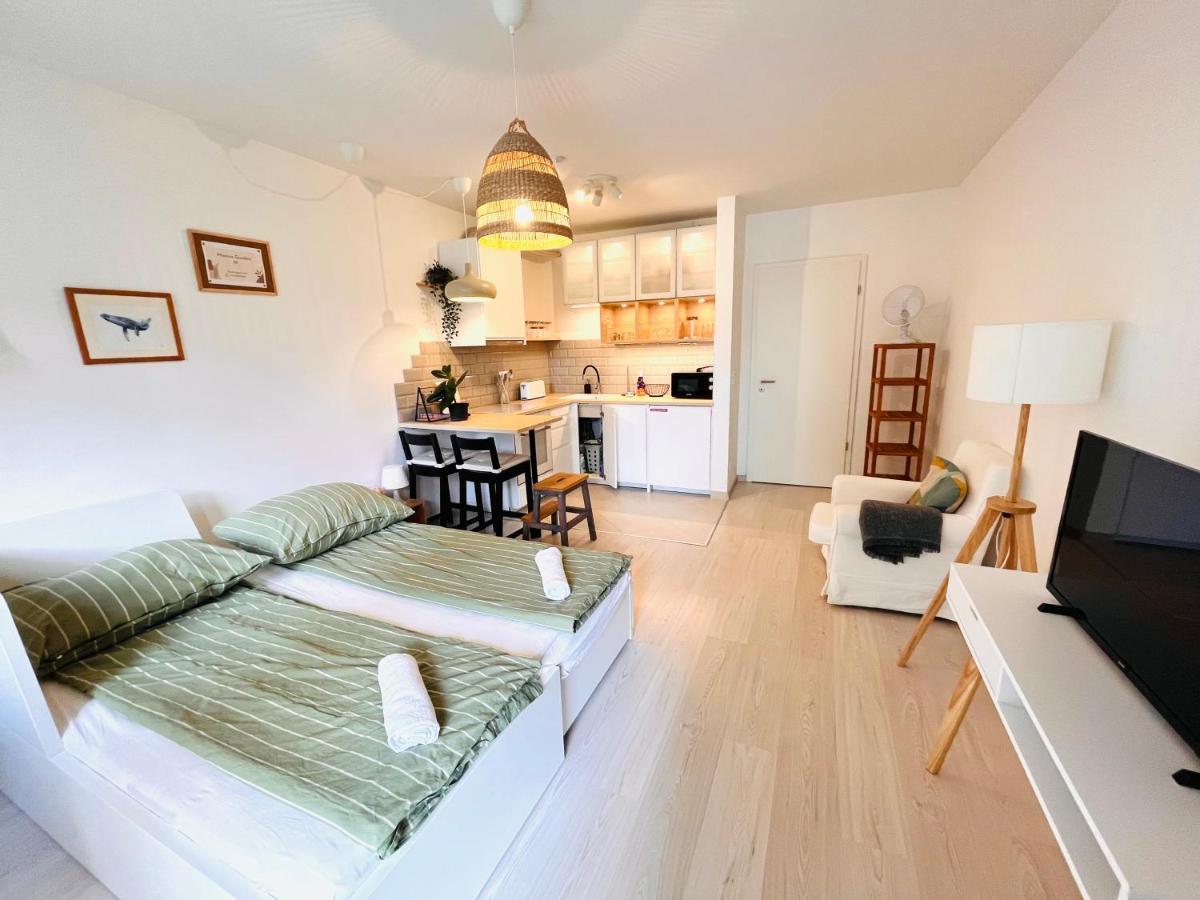 Marina Garden Apartment บูดาเปสต์ ภายนอก รูปภาพ